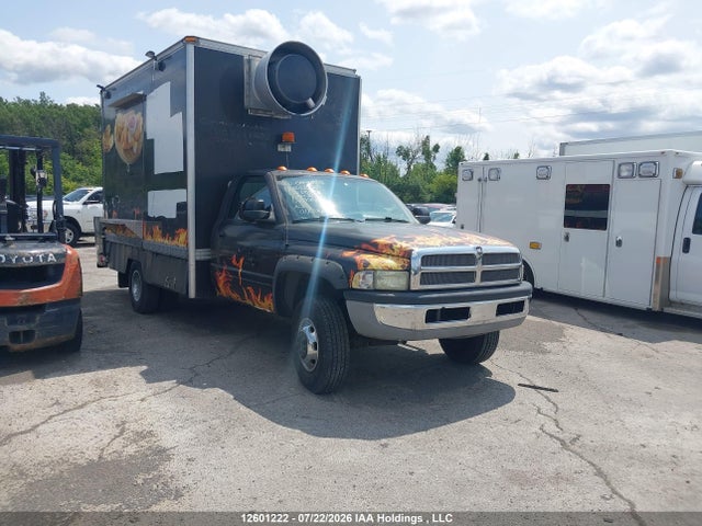 12601222 :رقم المزاد ، 3B6MC36532M278067 vin ، 2002 Dodge Ram 3500 St مزاد بيع