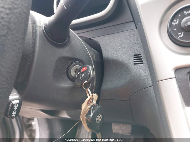 Продаж на аукціоні авто 2010 Toyota Corolla Matrix, vin: 2T1KU4EE4AC247585, номер лоту: 12601229