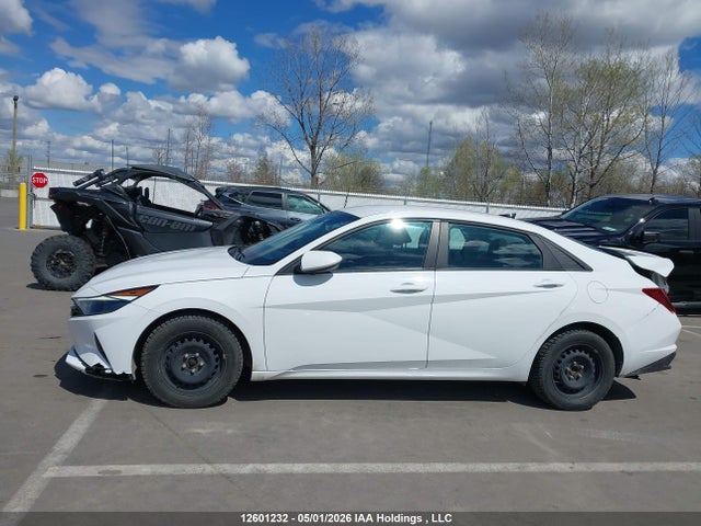KMHLM4AGXPU478042 Hyundai ELANTRA SEL