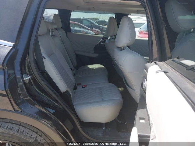 Продаж на аукціоні авто 2022 Mitsubishi Outlander Gt/gt Premium, vin: JA4J4VA86NZ604031, номер лоту: 12601237