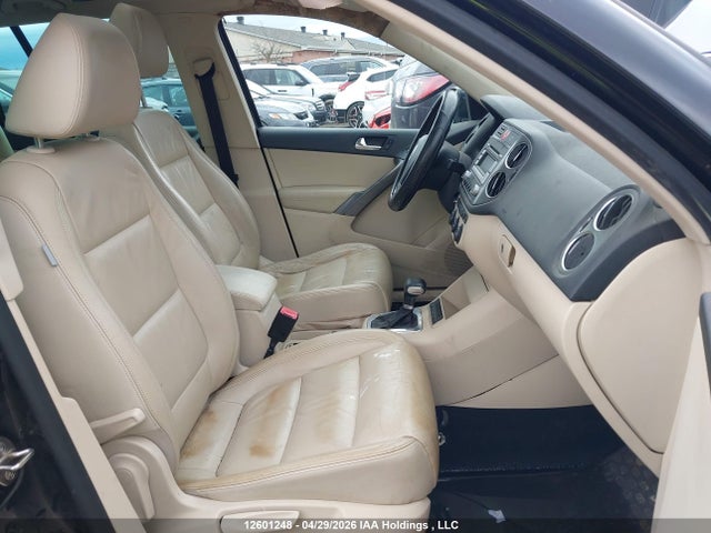 2009 Volkswagen Tiguan Se/sel მანქანა იყიდება აუქციონზე, vin: WVGBV95N89W515871, აუქციონის ნომერი: 12601248