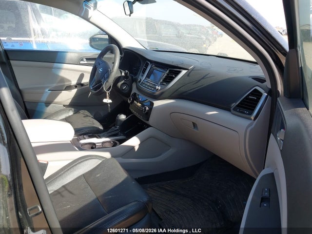 Aukcja sprzedaży 2017 Hyundai Tucson Se, vin: KM8J2CA47HU424261, numer aukcji: 12601271