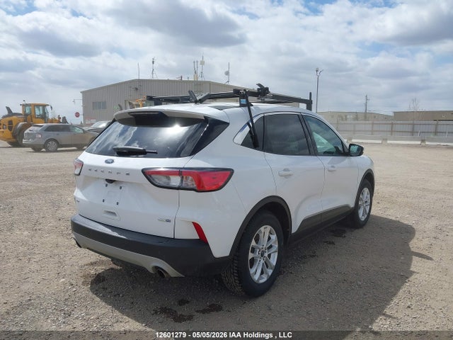 1FMCU9G68LUB83396 Ford ESCAPE SE