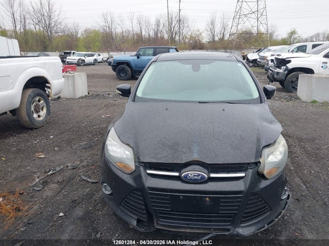 Продажа на аукционе авто 2012 Ford Focus Titanium, vin: 1FAHP3N23CL411816, номер лота: 12601284