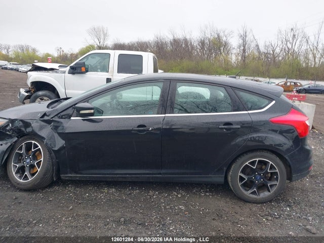 Продажа на аукционе авто 2012 Ford Focus Titanium, vin: 1FAHP3N23CL411816, номер лота: 12601284