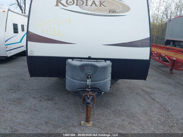 2013 Dutchmen Kodiak მანქანა იყიდება აუქციონზე, vin: 17CTS5R22DK171186, აუქციონის ნომერი: 12601304
