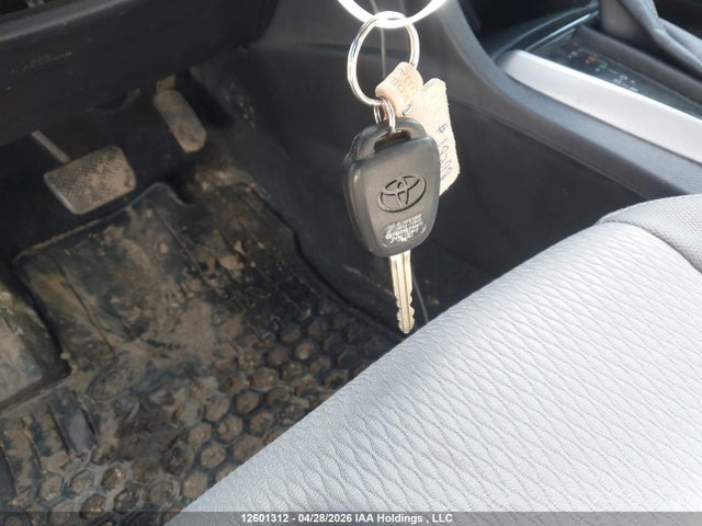 Продаж на аукціоні авто 2015 Toyota Corolla Le, vin: 2T1BURHE6FC320696, номер лоту: 12601312