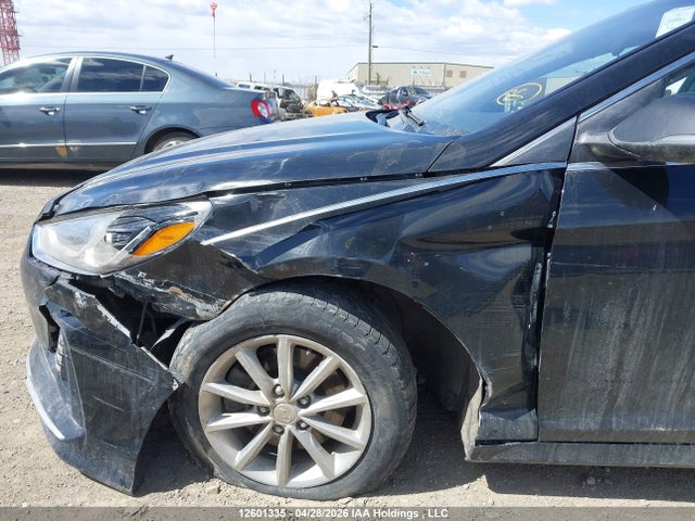 2019 Hyundai Sonata მანქანა იყიდება აუქციონზე, vin: 5NPE24AF5KH731040, აუქციონის ნომერი: 12601335