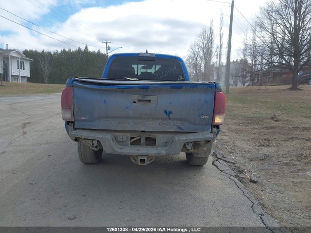 5TFDZ5BN8JX033933 Toyota Tacoma Dbl Cab/sr5/trd Sport/or