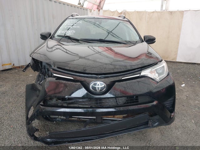 Продаж на аукціоні авто 2018 Toyota Rav4 Le, vin: 2T3BFREV1JW796982, номер лоту: 12601342