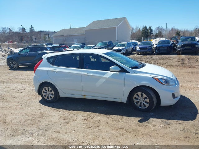 2016 Hyundai Accent Se მანქანა იყიდება აუქციონზე, vin: KMHCT5AE2GU245599, აუქციონის ნომერი: 12601349