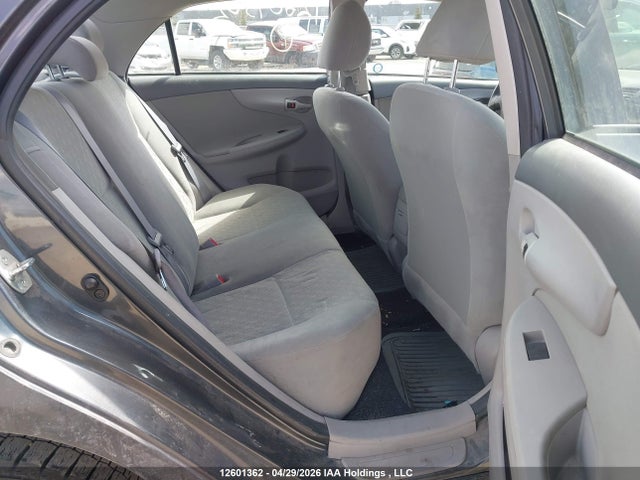 12601362 :رقم المزاد ، 2T1BU4EEXAC245775 vin ، 2010 Toyota Corolla S/le/xle مزاد بيع
