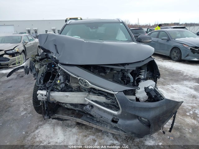 12540169 :رقم المزاد ، 5TDEBRCH5SS679401 vin ، 2025 Toyota Highlander Hybrid Limited مزاد بيع