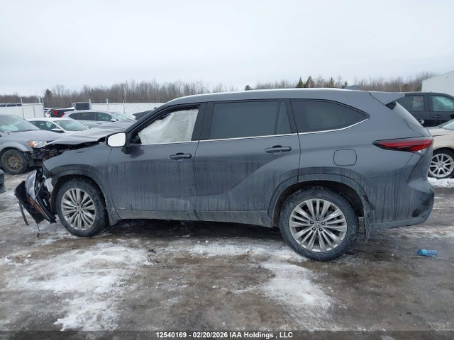 12540169 :رقم المزاد ، 5TDEBRCH5SS679401 vin ، 2025 Toyota Highlander Hybrid Limited مزاد بيع