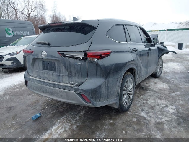 12540169 :رقم المزاد ، 5TDEBRCH5SS679401 vin ، 2025 Toyota Highlander Hybrid Limited مزاد بيع