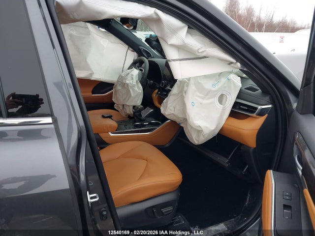 12540169 :رقم المزاد ، 5TDEBRCH5SS679401 vin ، 2025 Toyota Highlander Hybrid Limited مزاد بيع