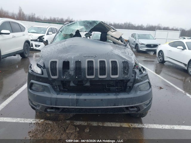 1C4PJMBS1GW377364 Jeep Cherokee Trailhawk