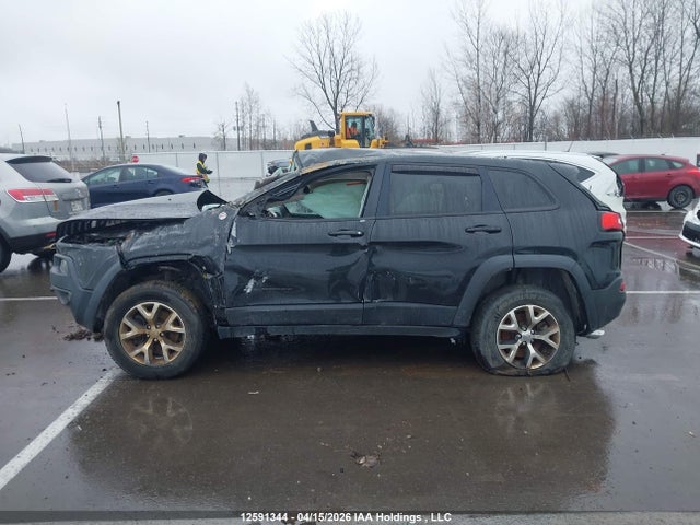 1C4PJMBS1GW377364 Jeep Cherokee Trailhawk