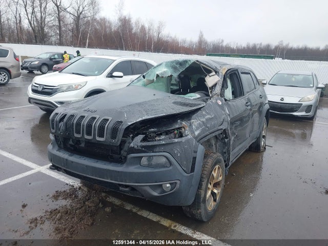 1C4PJMBS1GW377364 Jeep Cherokee Trailhawk
