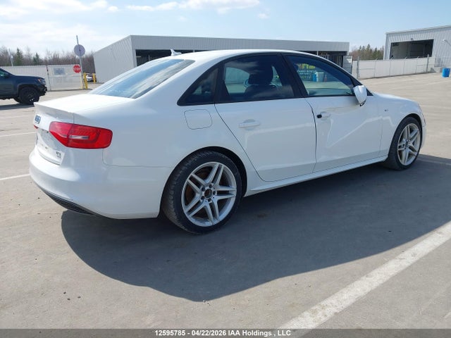 Продажа на аукционе авто 2015 Audi A4 2.0t Komfort Plus, vin: WAUBFCFL9FN000601, номер лота: 12595785