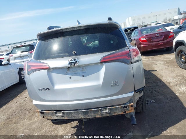 2018 Toyota Rav4 Le მანქანა იყიდება აუქციონზე, vin: 2T3BFREV0JW769563, აუქციონის ნომერი: 12601375