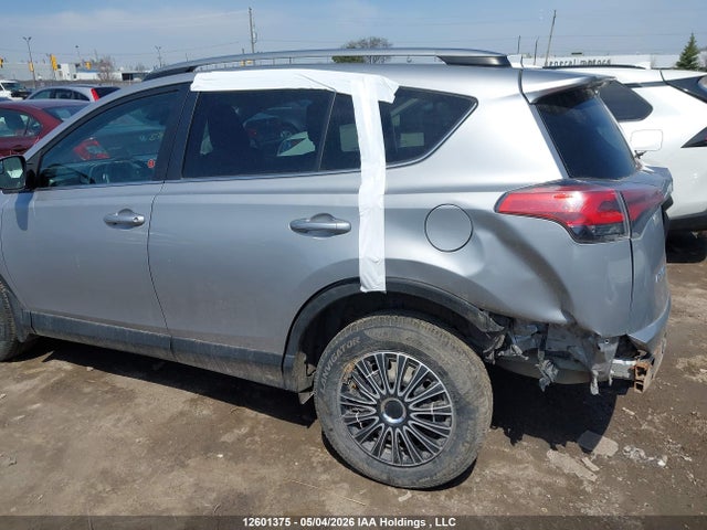 2018 Toyota Rav4 Le მანქანა იყიდება აუქციონზე, vin: 2T3BFREV0JW769563, აუქციონის ნომერი: 12601375