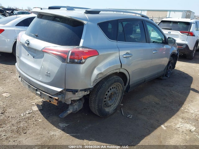 2018 Toyota Rav4 Le მანქანა იყიდება აუქციონზე, vin: 2T3BFREV0JW769563, აუქციონის ნომერი: 12601375