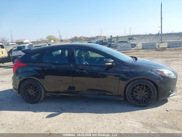 2013 Ford Focus St St მანქანა იყიდება აუქციონზე, vin: 1FADP3L94DL273526, აუქციონის ნომერი: 12596944