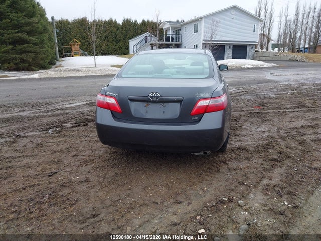 2007 Toyota Camry Le/se მანქანა იყიდება აუქციონზე, vin: 4T1BE46K47U103107, აუქციონის ნომერი: 12590180