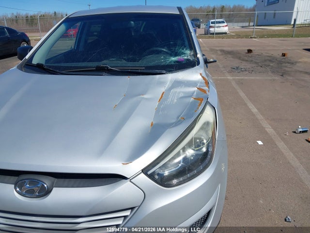 KM8JTCAF6FU081051 Hyundai Tucson Gl