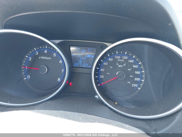 KM8JTCAF6FU081051 Hyundai Tucson Gl