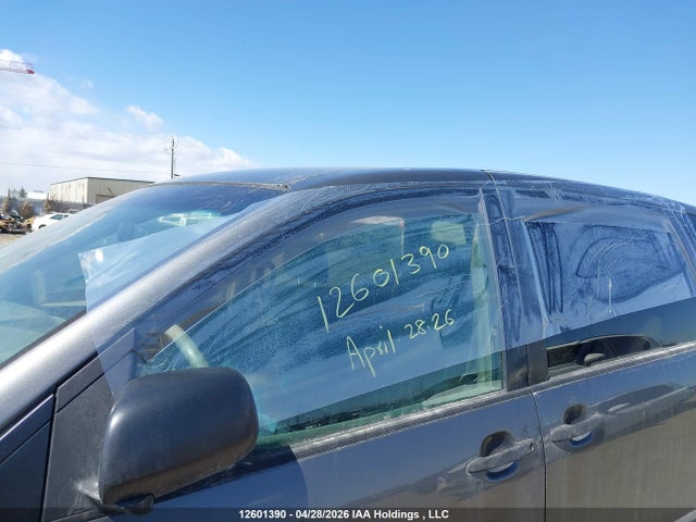2005 Toyota Sienna Ce მანქანა იყიდება აუქციონზე, vin: 5TDZA29C35S243738, აუქციონის ნომერი: 12601390