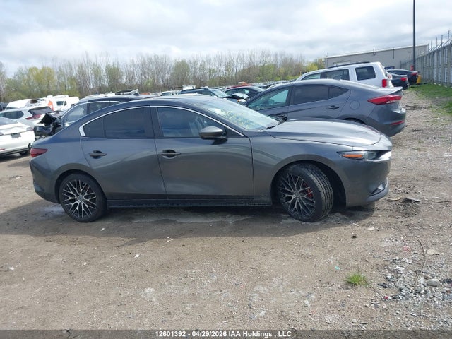 12601392 :رقم المزاد ، JM1BPADM8K1102215 vin ، 2019 Mazda Mazda3 Gt مزاد بيع