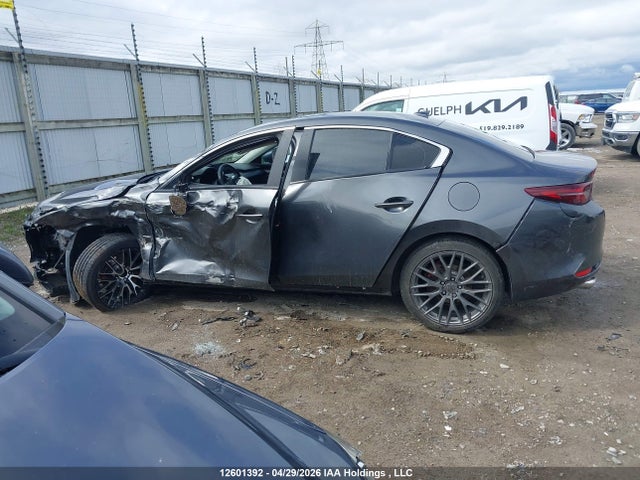 12601392 :رقم المزاد ، JM1BPADM8K1102215 vin ، 2019 Mazda Mazda3 Gt مزاد بيع