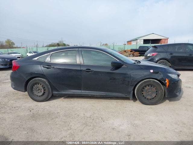 Продажа на аукционе авто 2017 Honda Civic Lx, vin: 2HGFC2F55HH025114, номер лота: 12601426