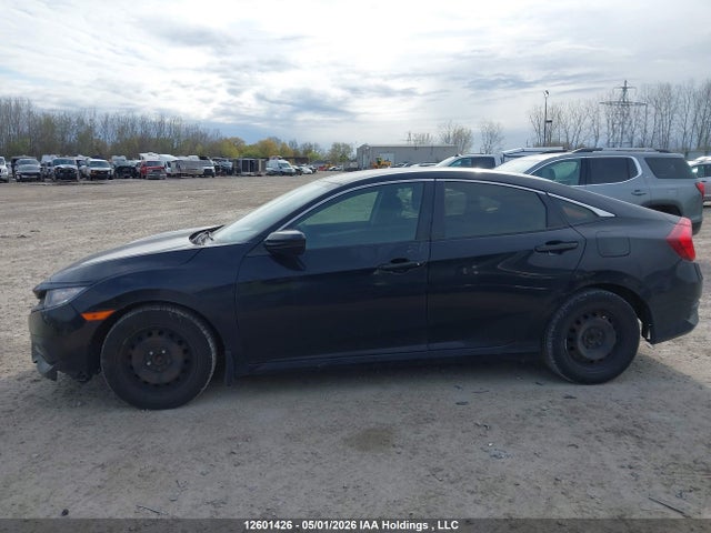 Продажа на аукционе авто 2017 Honda Civic Lx, vin: 2HGFC2F55HH025114, номер лота: 12601426