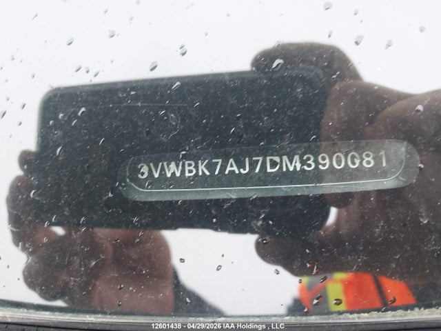 12601438 :رقم المزاد ، 3VWBK7AJ7DM390081 vin ، 2013 Volkswagen Jetta Comfortline مزاد بيع