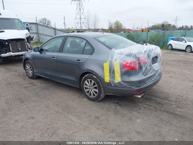 12601438 :رقم المزاد ، 3VWBK7AJ7DM390081 vin ، 2013 Volkswagen Jetta Comfortline مزاد بيع