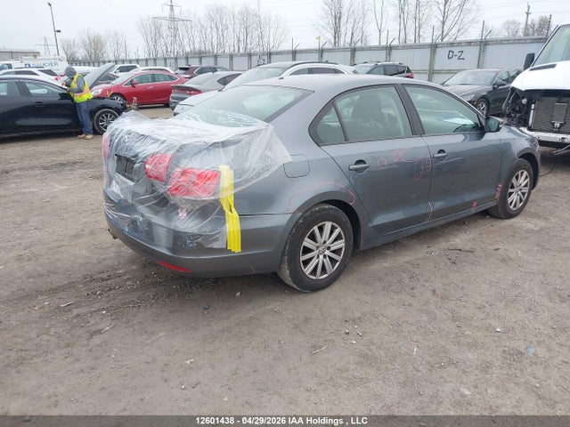12601438 :رقم المزاد ، 3VWBK7AJ7DM390081 vin ، 2013 Volkswagen Jetta Comfortline مزاد بيع