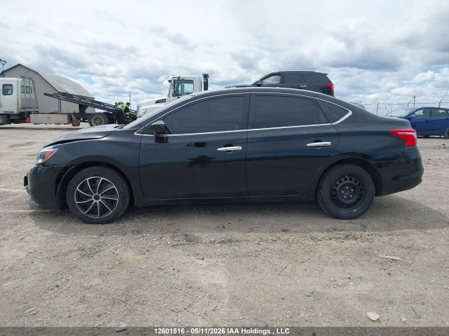 12601516 :رقم المزاد ، 3N1AB7AP7JY282098 vin ، 2018 Nissan Sentra 1.8 S/1.8 Sv/1.8 Sv Midnight Edition مزاد بيع