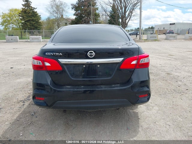 12601516 :رقم المزاد ، 3N1AB7AP7JY282098 vin ، 2018 Nissan Sentra 1.8 S/1.8 Sv/1.8 Sv Midnight Edition مزاد بيع