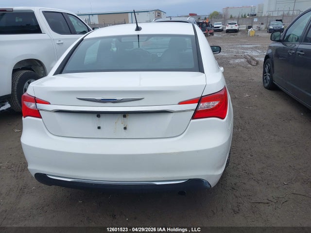 Продаж на аукціоні авто 2014 Chrysler 200 Lx, vin: 1C3CCBABXEN229414, номер лоту: 12601523