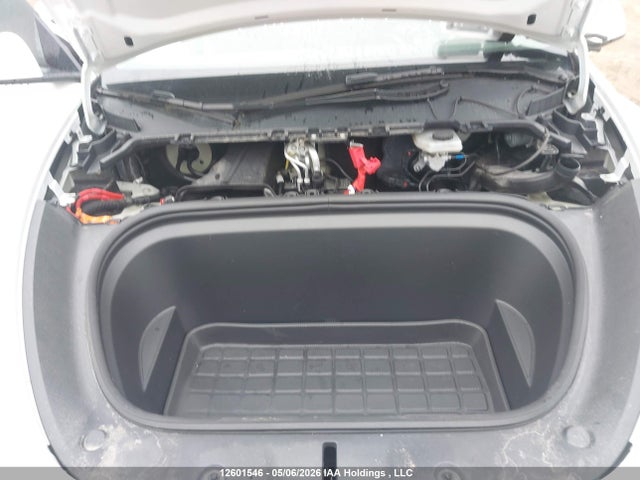 Tesla Model Y 2025 7SAYGAEE6SF282970 Image 10