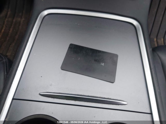 Tesla Model Y 2025 7SAYGAEE6SF282970 Image 11
