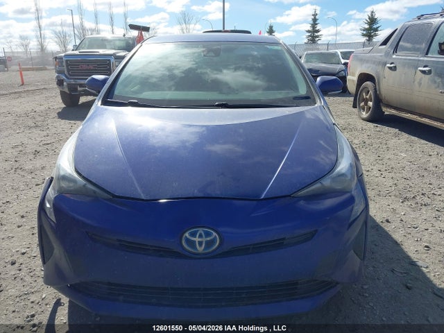 JTDKBRFUXH3538037 Toyota Prius Technology/touring
