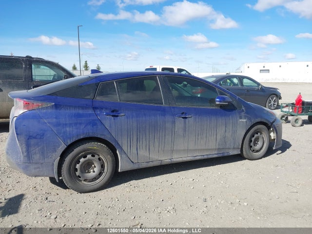 JTDKBRFUXH3538037 Toyota Prius Technology/touring