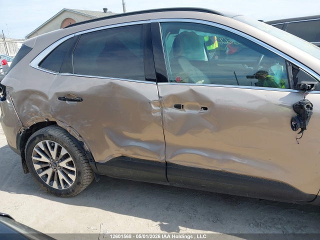 1FMCU9DZ1MUA80059 Ford Escape Hybrid