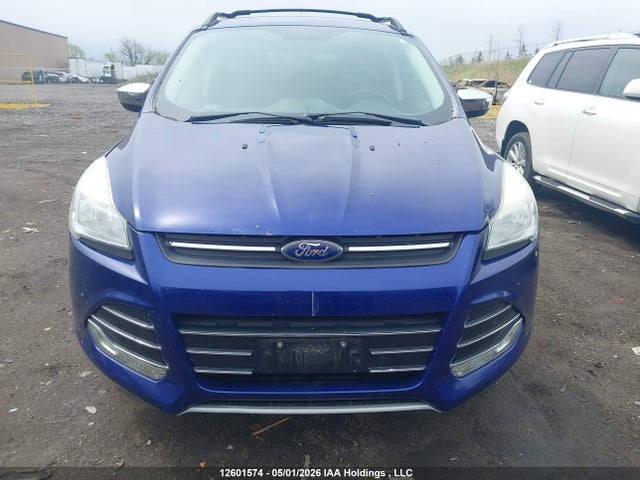 12601574 :رقم المزاد ، 1FMCU9GX5FUB66858 vin ، 2015 Ford Escape Se مزاد بيع