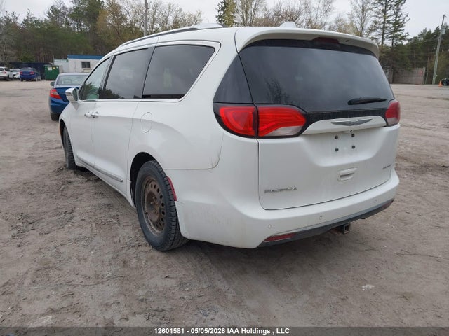 Chrysler Pacifica 2017 2C4RC1GG0HR627483 Image 3