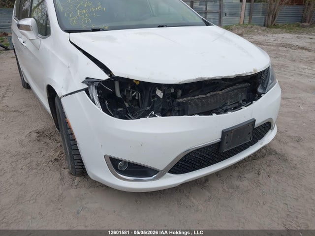 Chrysler Pacifica 2017 2C4RC1GG0HR627483 Image 6